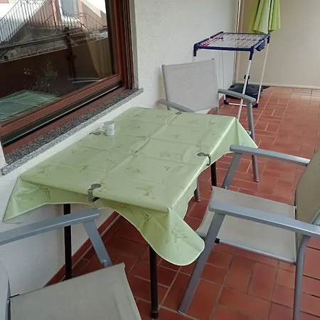 Haus Kirschbluete شقة